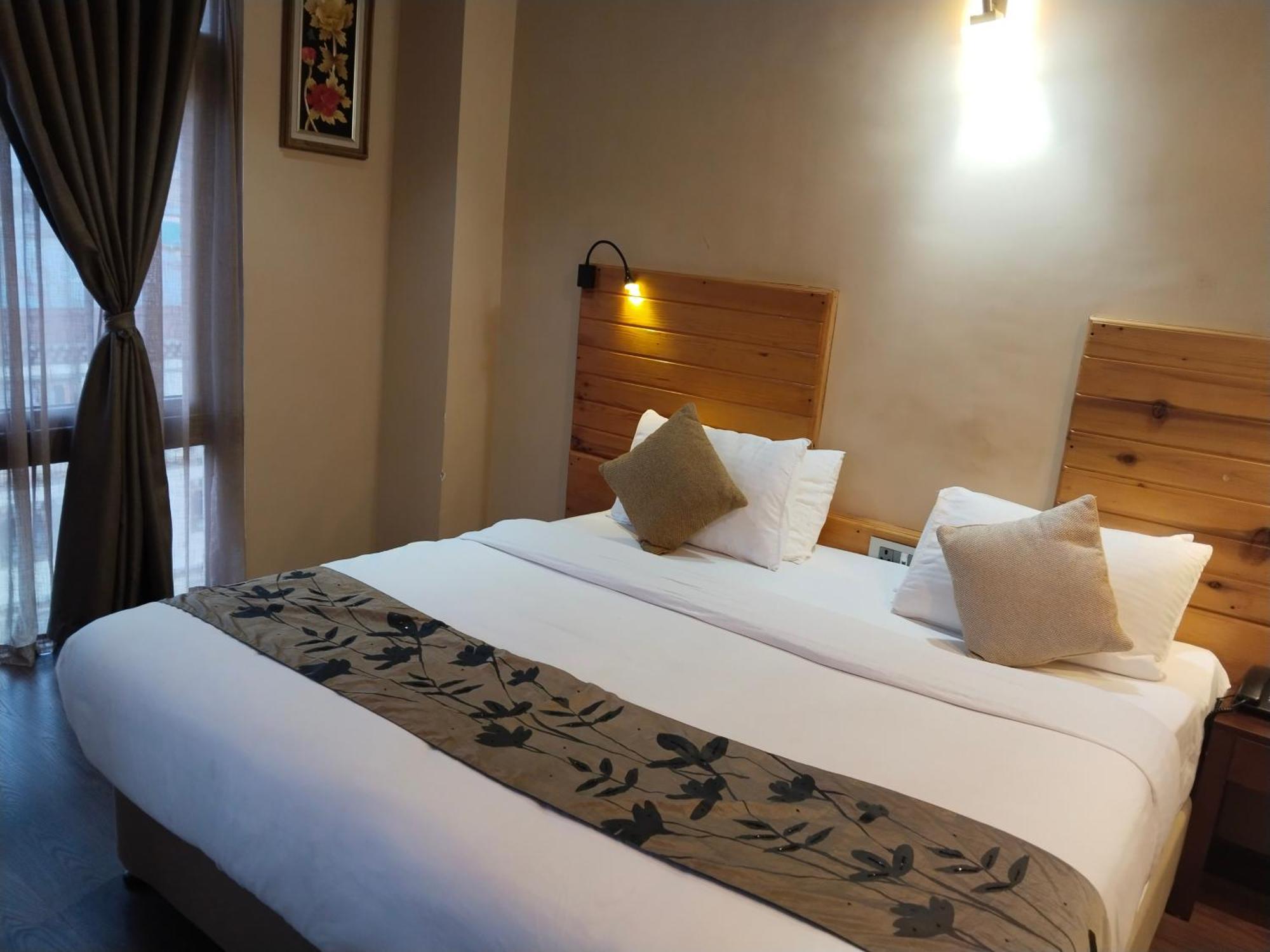 Nirvana Inn Paro Exteriör bild