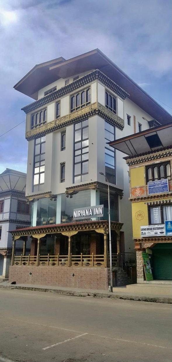 Nirvana Inn Paro Exteriör bild